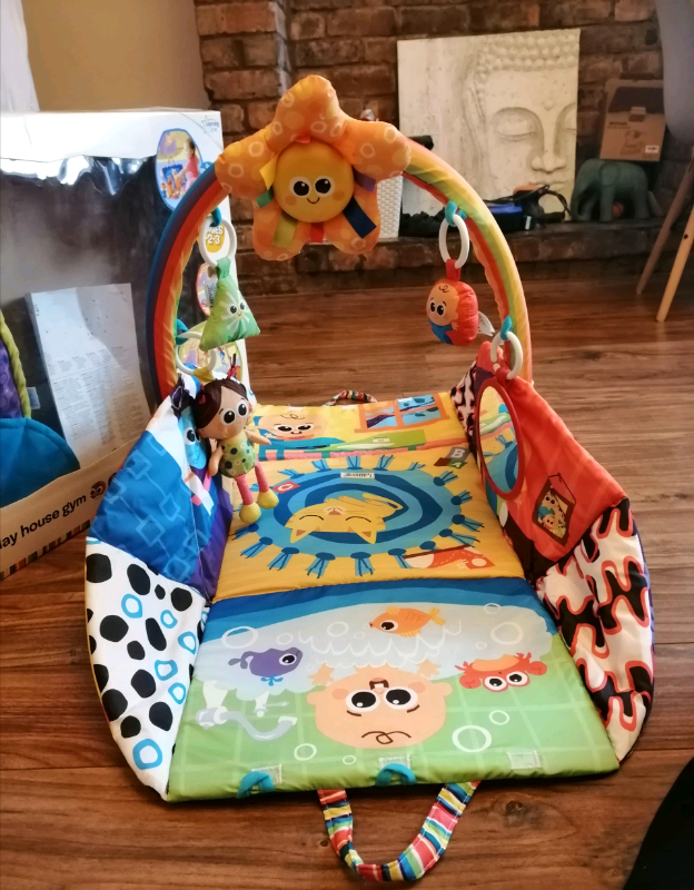 lamaze pyramid playhouse gym